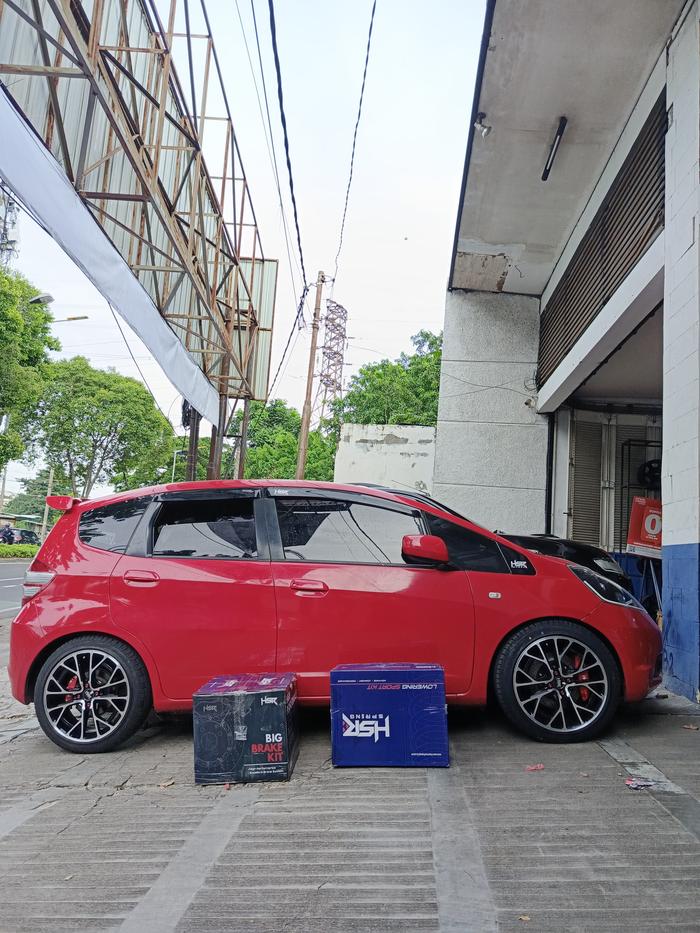 PAKET MOBIL JAZZ BBK 4 PISTON HSR LOWRINGKIT HSR MOBIL JAZZ