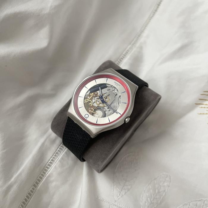 Swatch Q james bond Q2 skeleton