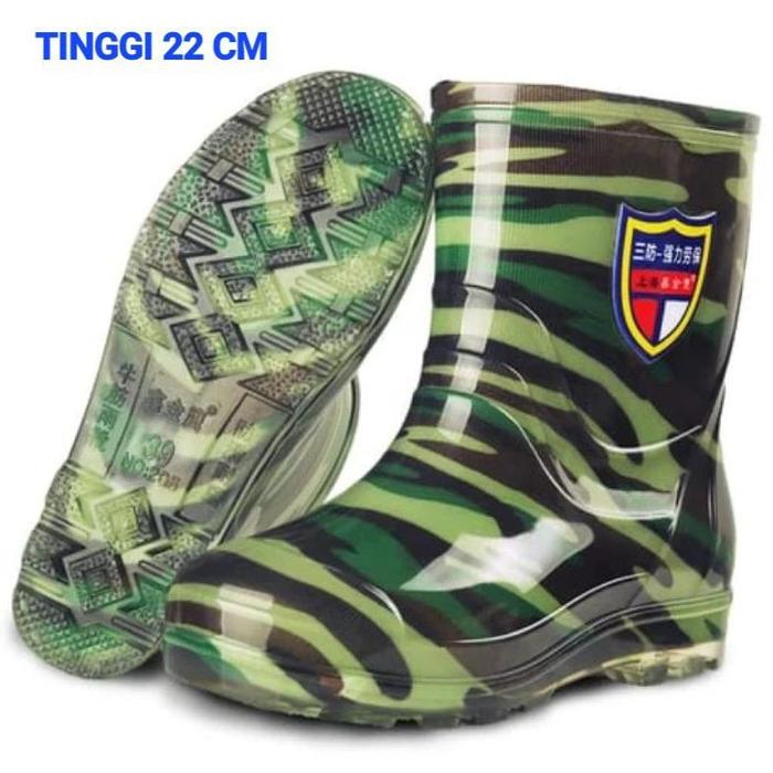 Sepatu Boot Bot Doreng Loreng Pria Dewasa Import Pendek Lentur Anti Air Lumpur Bangunan Kebun Ladang