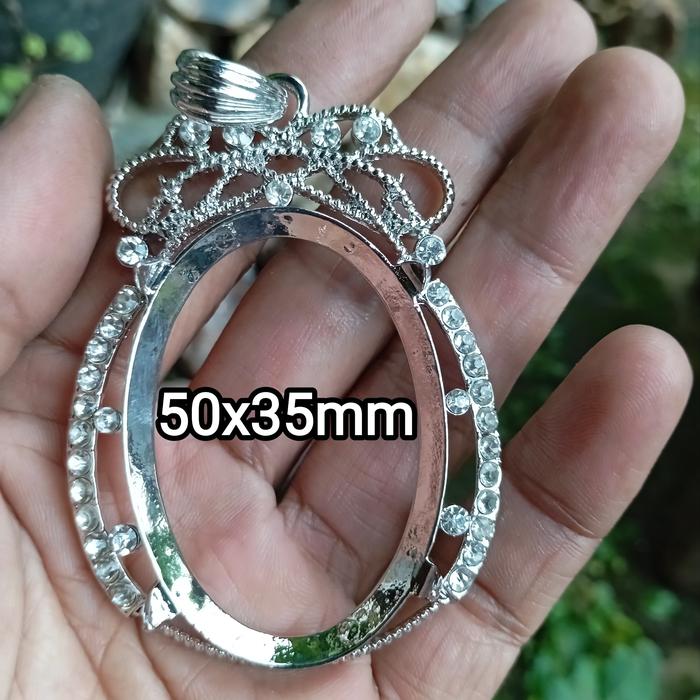 batu liontin /cangkang batu /liontin /batu akik /kalung liontin /emban batu