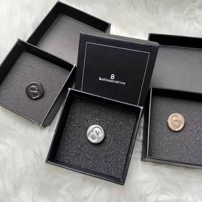 [NEW] Original Buttonscarves Brooch Round Signature BS Bros Bulat Rose Gold Silver BLACK Preloved RM