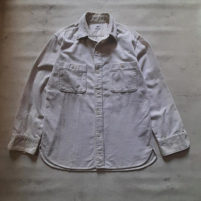 UNIQLO CORDUROY OVERSHIRT OUTERR JAKET