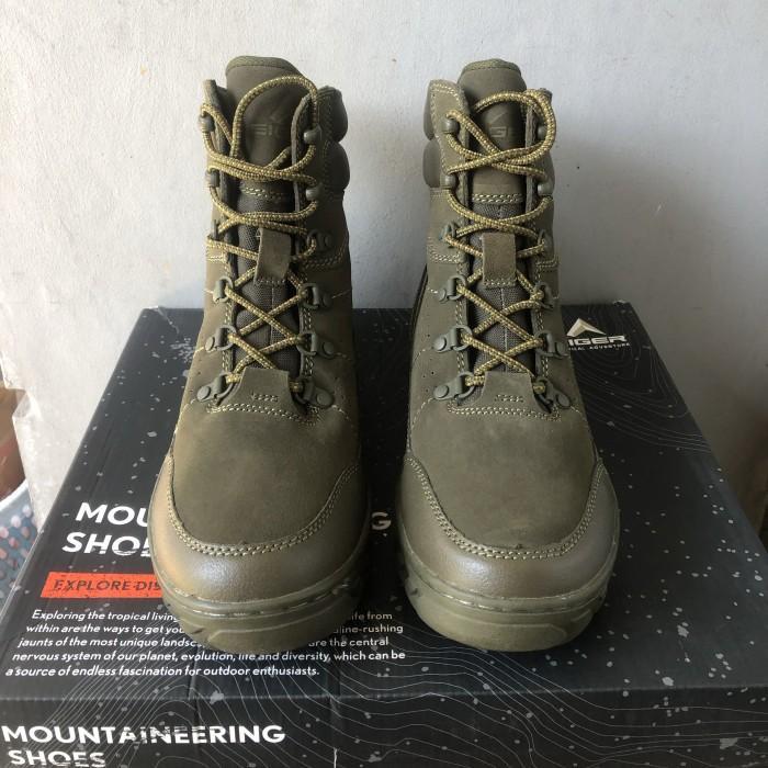 Sepatu Eiger Synapcer High Cut Shoes - Original