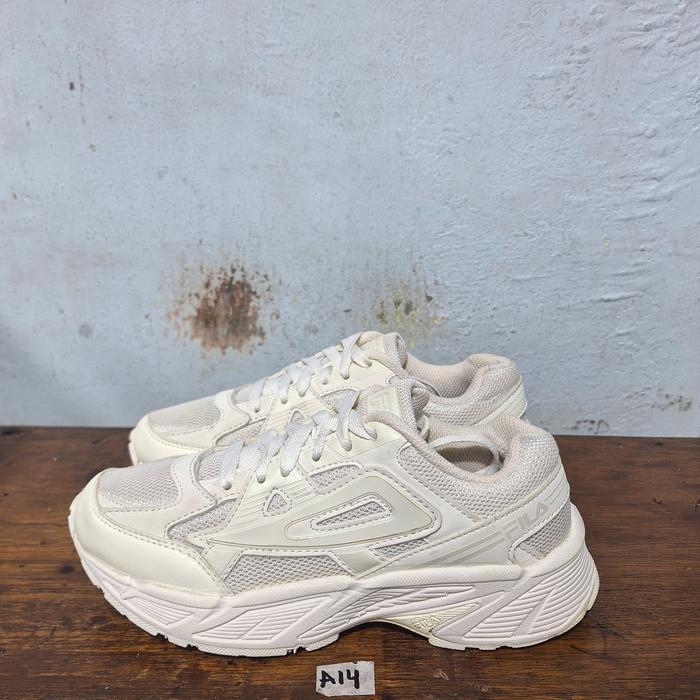 Sepatu anak second original Fila Decyper size 35