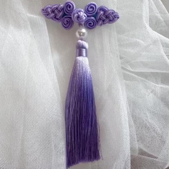 Selene.Co Pin Tassel / Tassel Baju / Jepit Imlek / Pin Imlek