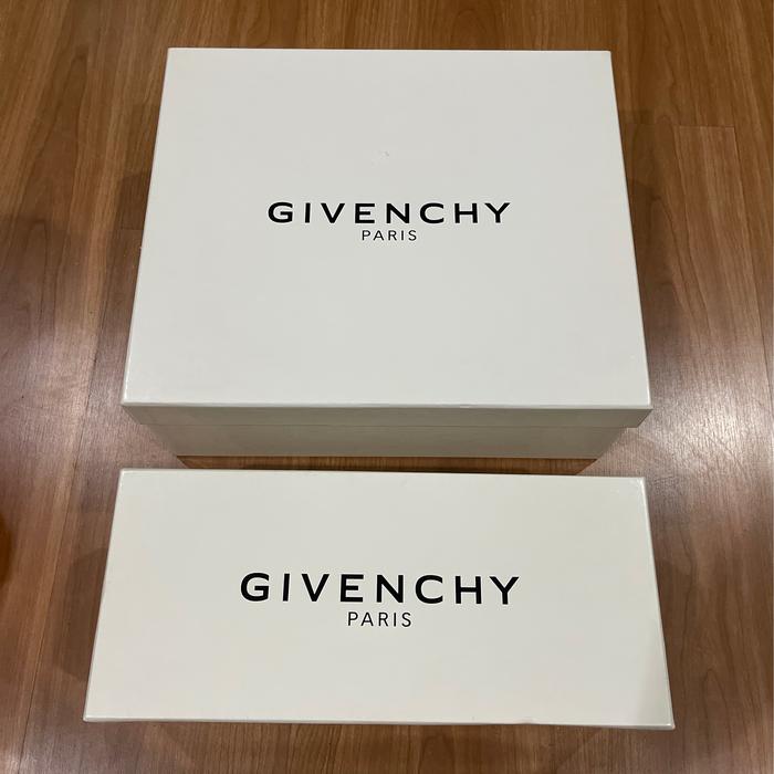Box shoes/sepatu Givenchy original