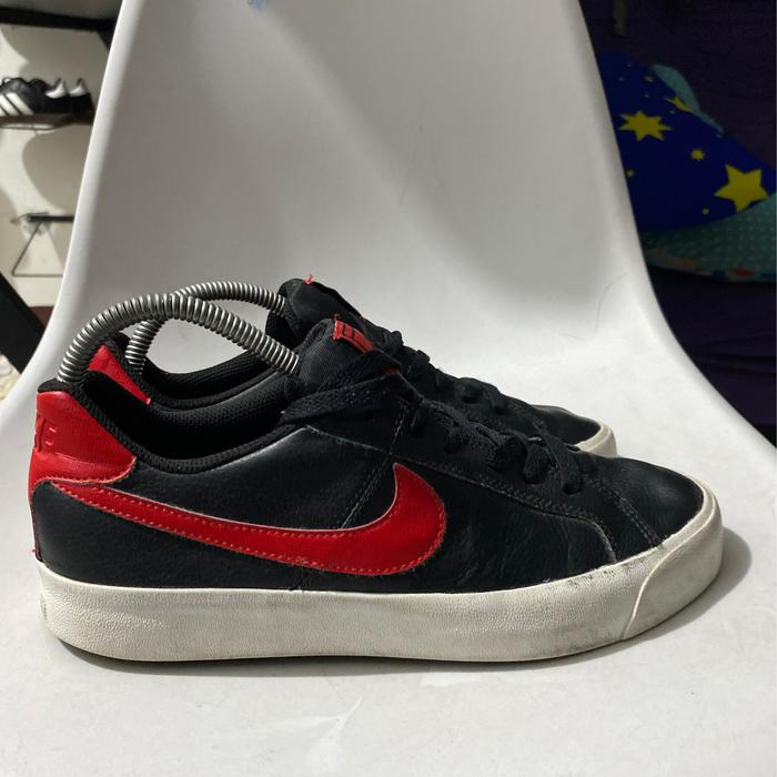 Sepatu second nike blazer kulit Size 40