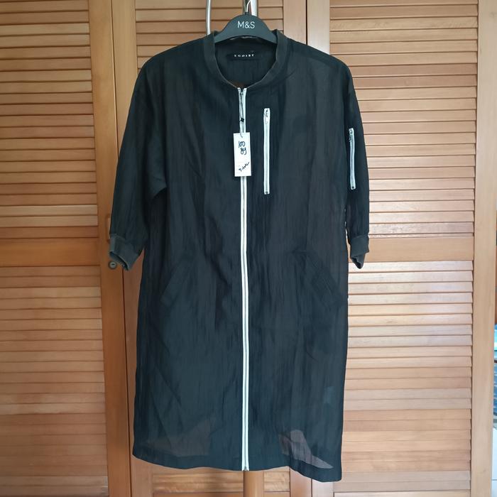 Preloved Jaket Hitam Wanita Egoist Second