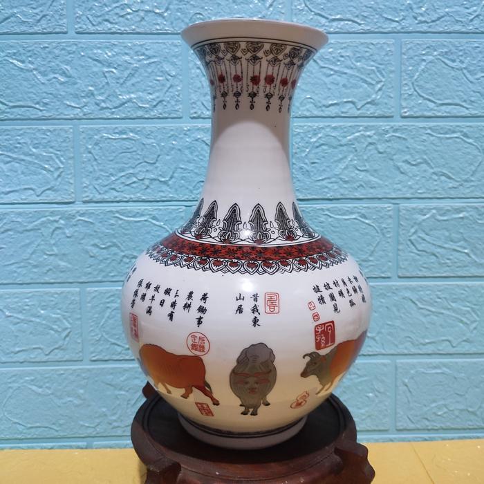 vase/guci pajangan kramik antik