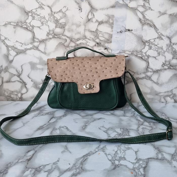 TAS SLING WANITA SECOND IMPORT HIJAU / TAS SELEMPANG KULIT WANITA IMPORT