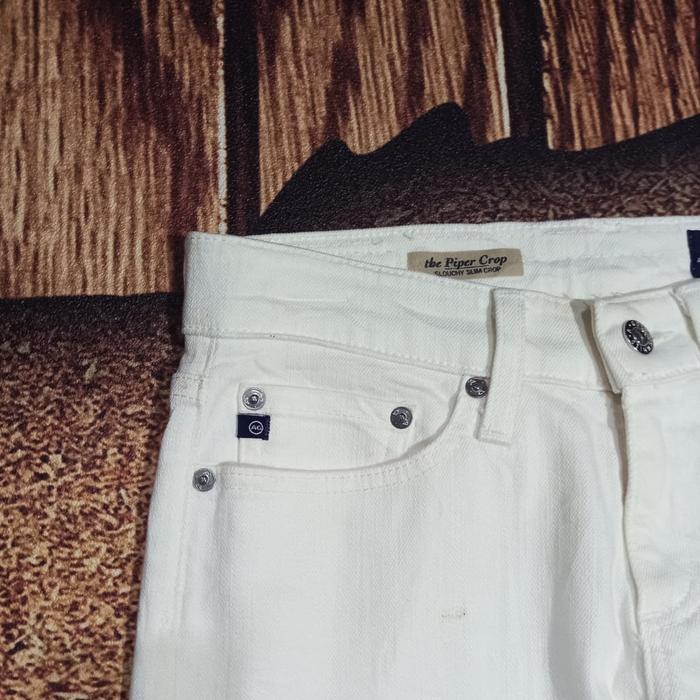 Celana Chinos Putih The Piper Crop By: AG [ Adriano Goldschmied ]