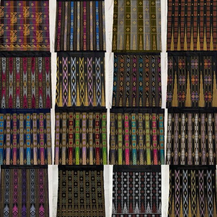 Sarung Lagosi Sutera Bordir Tenun Lifa Sabbe Motif Pucuk Sultan Makassar Sulawesi Pengrajin Bordir E