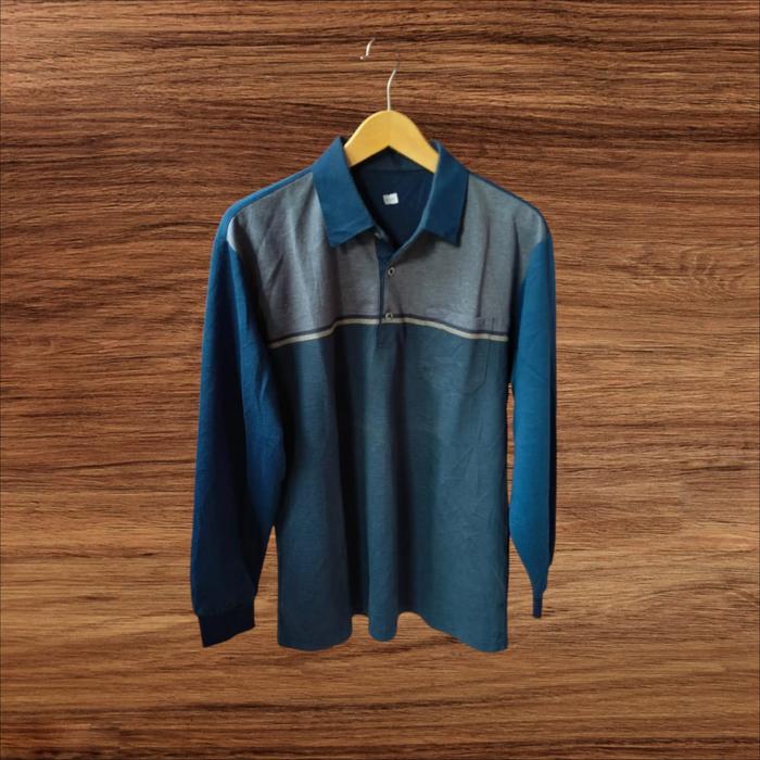 Crewneck Katun Kerah Kancing Thomas Hardy