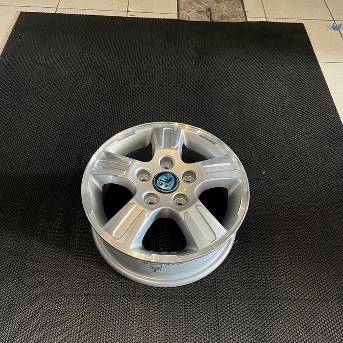 VELG BARU ORIGINAL APV R14 FULL SILVER