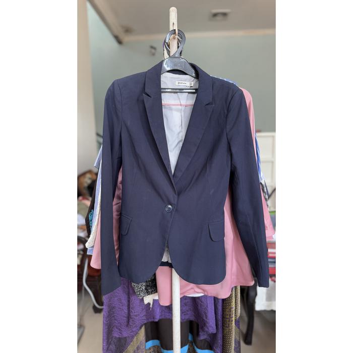 Preloved Blazer Wanita Stradivarius