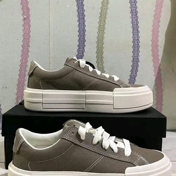 Converse CTAS Cruise Unisex's Sneakers - Mud Mask/Egret/White