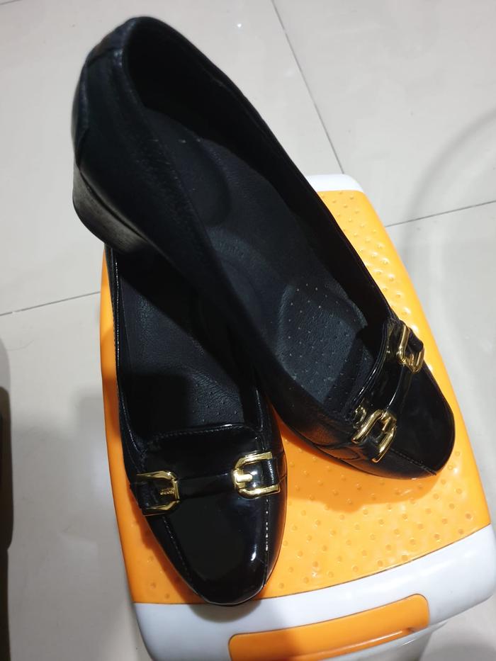 [Preloved] Sepatu Wanita Geox Loafers Black Original Size 36