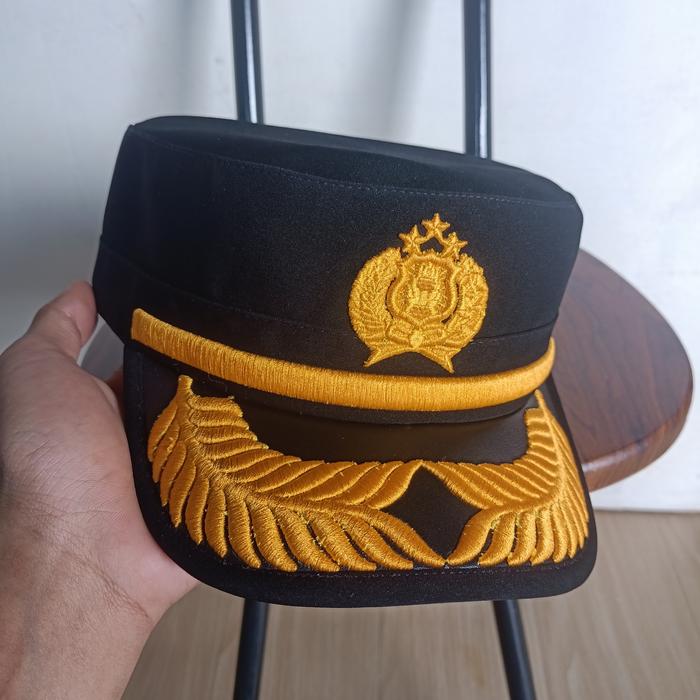 Topi komando polri pamen lidah kulit terbaru