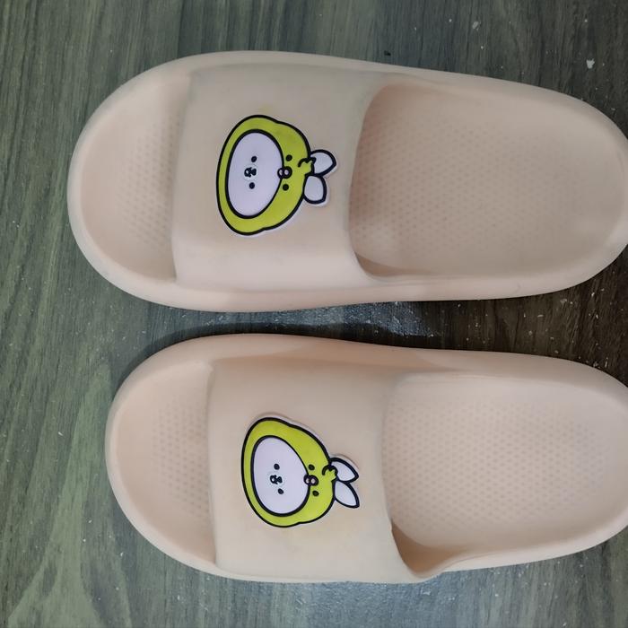 size 31-32 sandal anak anak miniso preloved peach sendal selop karet slop