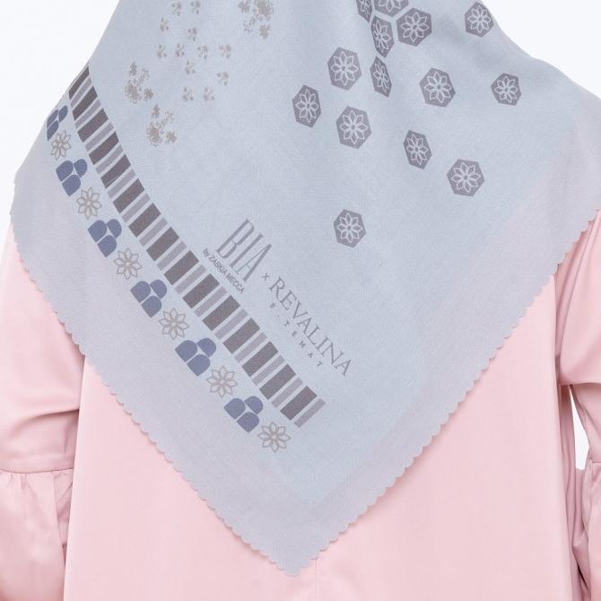 Bia X Revalina S Temat - Elva Turquoise Scarf Kerudung Segi Empat - Yu Ready Temurah Terlaris