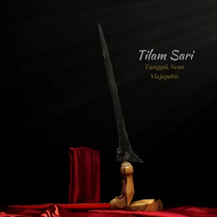 Keris Tilam Sari Pamor Tunggak Semi Majapahit