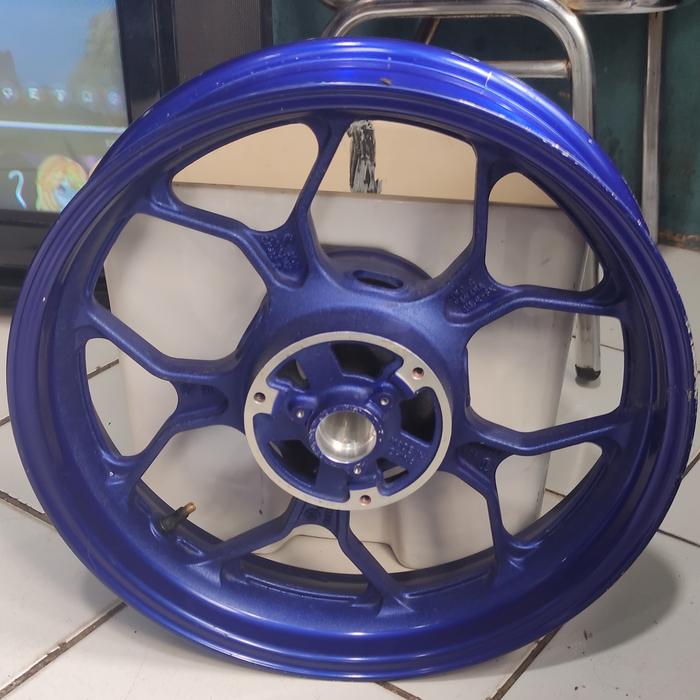 VELG BELAKANG YAMAHA R25 ABS BIRU ORIGINAL YAMAHA SEKEN