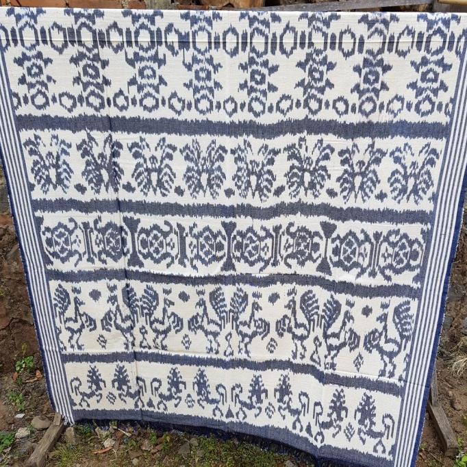 SEDIA kain tenun atbm blangket jepara motif etnik sumba ntt-putih navy