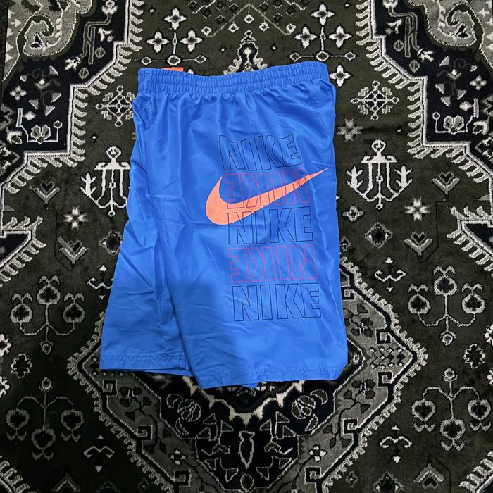 Short sport / celana lendek NIKE second original