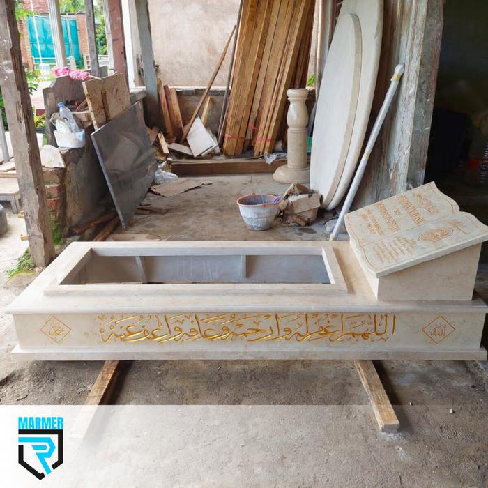 Kijing Makam Nisan Buku Full Grafir Tepi Keliling Batu Marmer Putih Krem