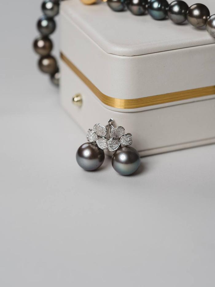 Anting Tahitian Pearl Gold 18k