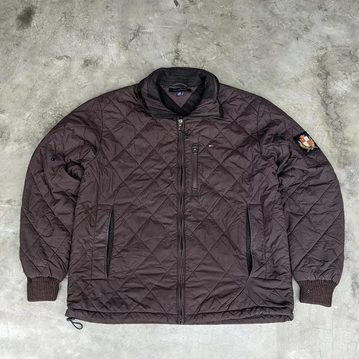Jaket Puffer Pria TOMMY HILFIGER Coklat Size fit L