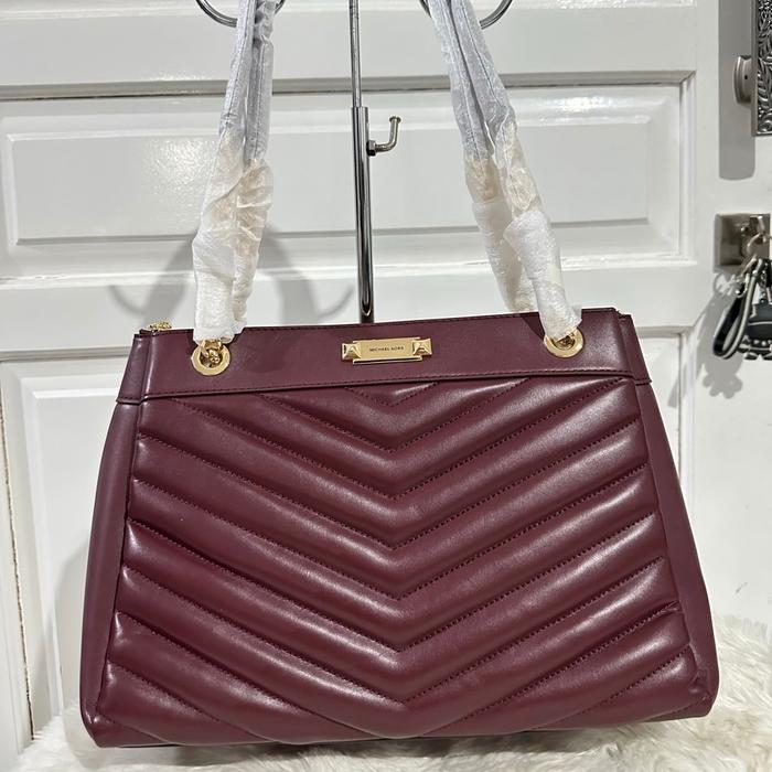 tas wanita mk whitney medium chain shoulder tote oxblood in