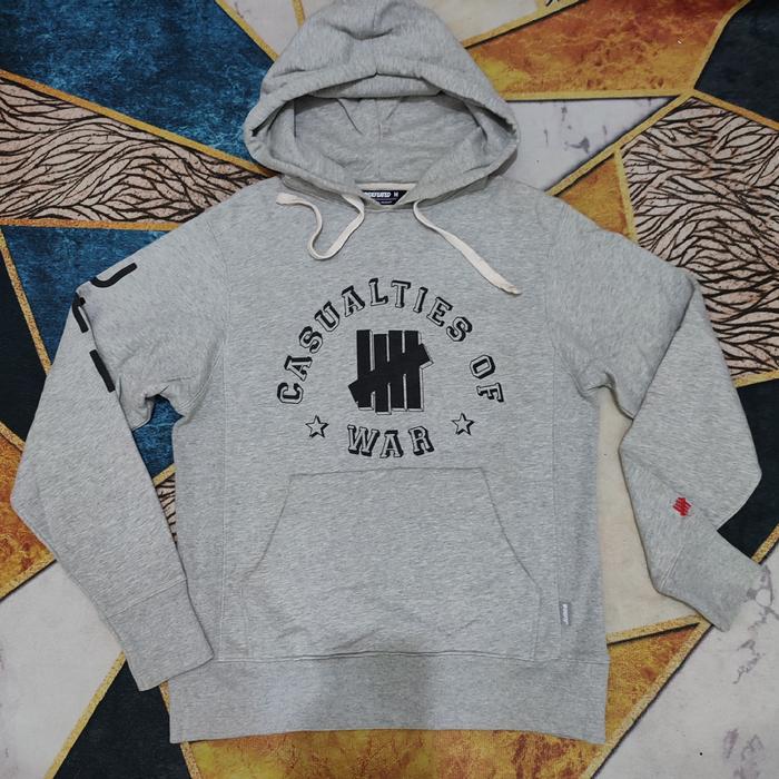 Hoodie         Undefeated