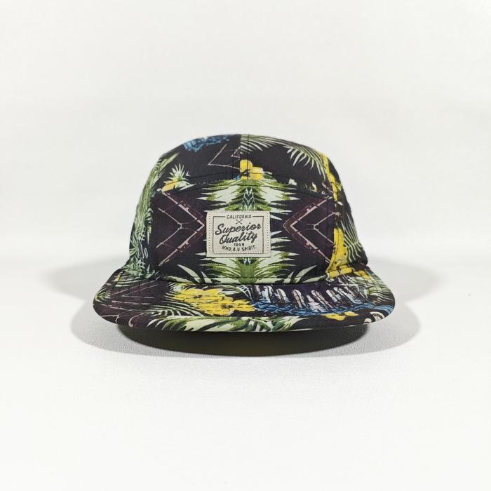 WHO A U CALIFORNIA x SUPERIOR QUALITY Topi Snapback 5 Panel - Warna Hitam