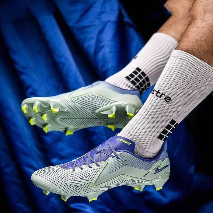 specs iluzion 3 pro fg marguerite grey sepatu bola specs