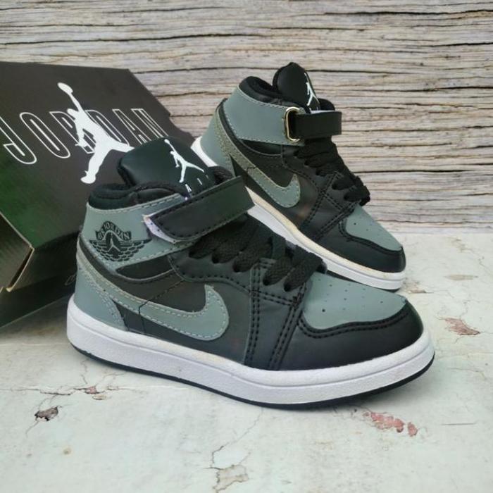 Sepatu anak nike jordan retro black grey [grade original] sepatu anak sekolah hitam kids
