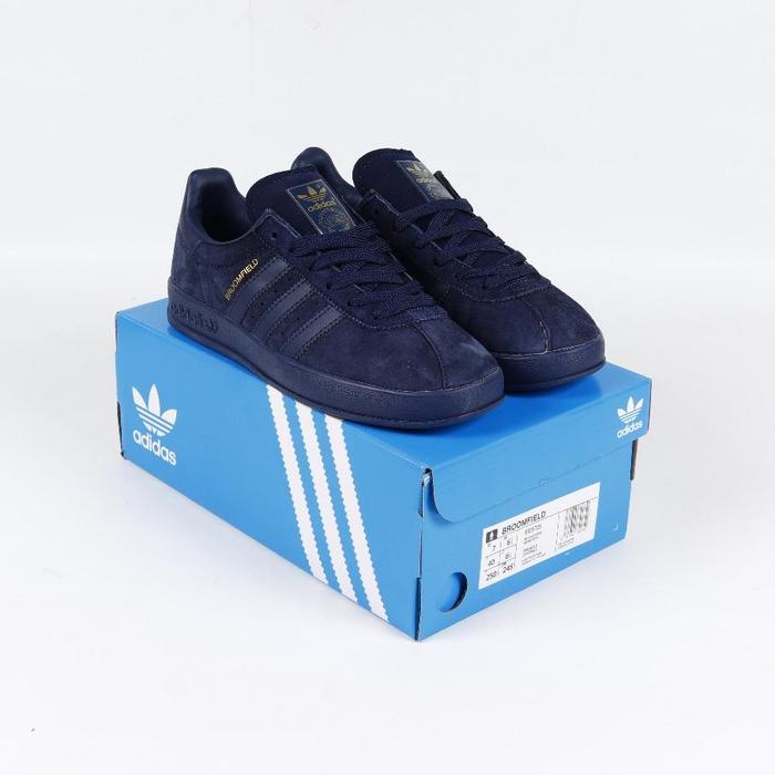 (SLPRDS) Sepatu Adidas Broomfield Dark Navy