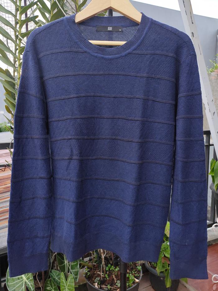 Kaos Pria Rajut Ukuran M Size 100 Sweater Atasan Laki-laki Warna Biru Outer Jual Pakaian Reloved / P