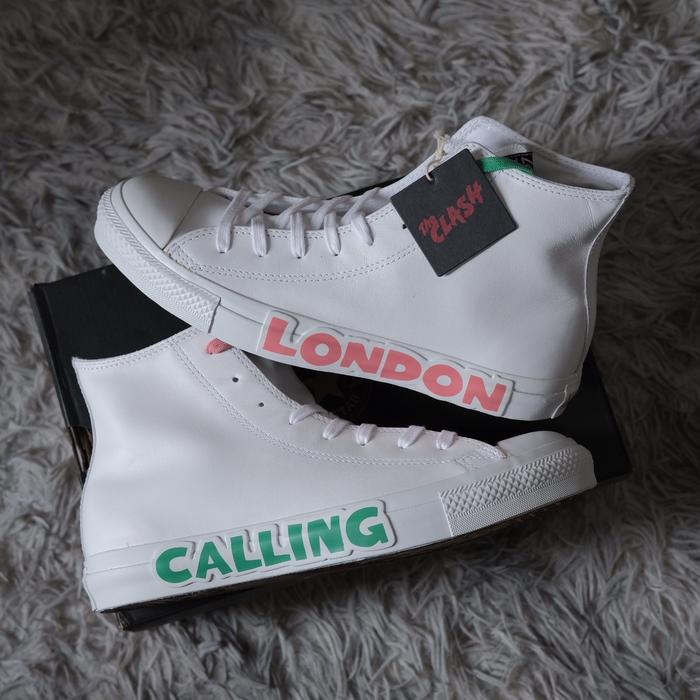Converse Music Edition "The Clash" London Calling White Leather Hi
