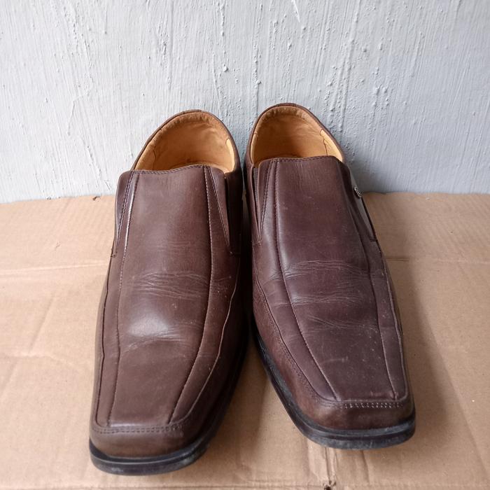 Sepatu kulit pria PIERRE CARDIN size 41 (preloved)