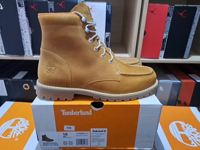 Timberland Redwood Falls Waterproof Moc Toe Boot Wheat Full Grain Leather size US10/EUR44
