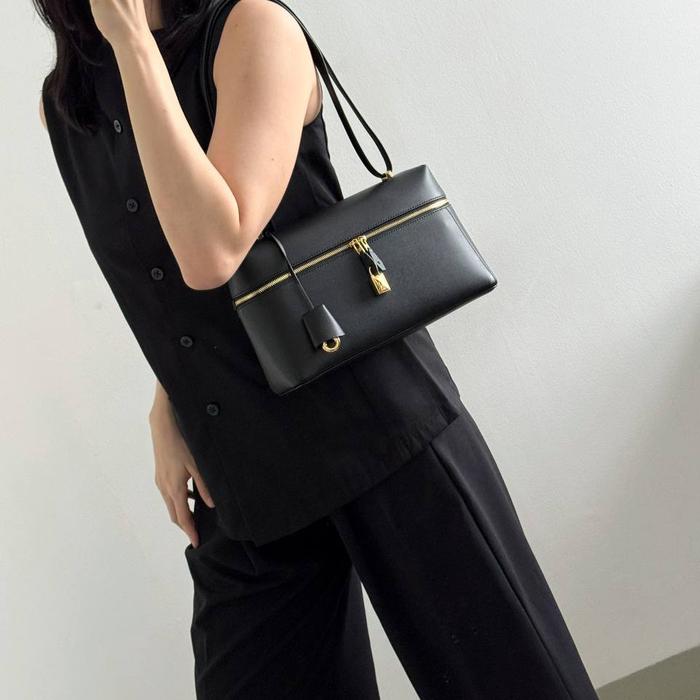Loro Piana LP27 Extra Bag Saddle Leather Black