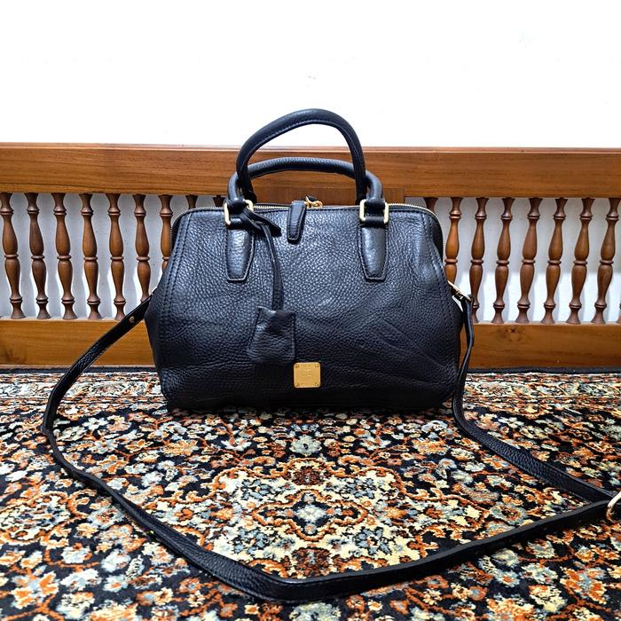 tas sling bag mcm munchen kulit asli warna hitam tas wanita