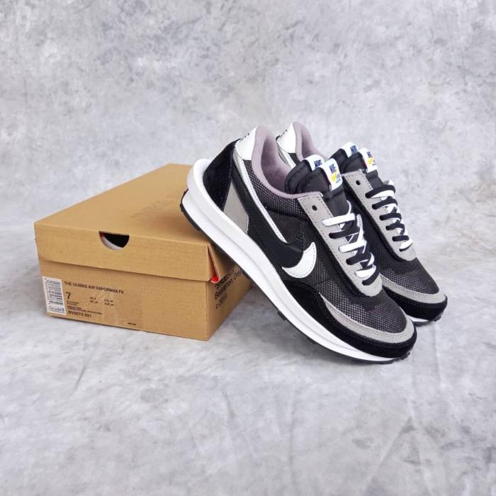 Nike Sacai Black White Grey