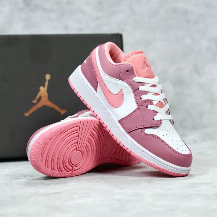 NKE AIR JORDAN 1 LOW DESERT BERRY