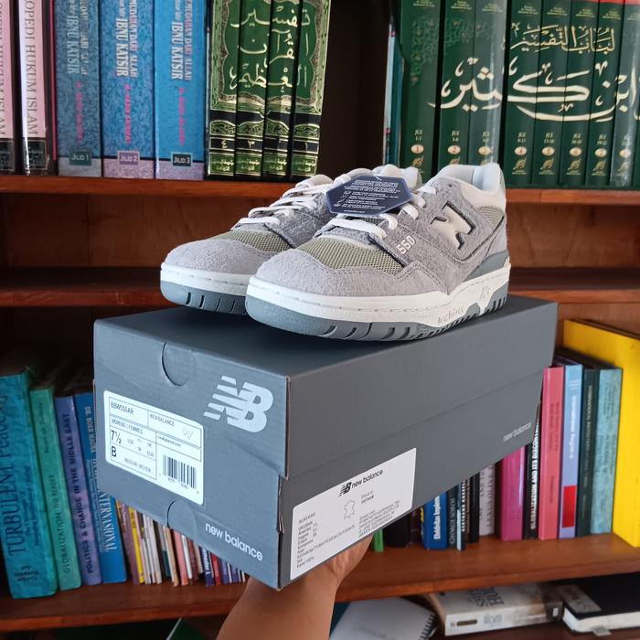 Size 38.5 | NB 550 Suede Abu Hijau BRAND NEW IN BOX (BNIB) Sepatu Sneakers Unisex Second Original