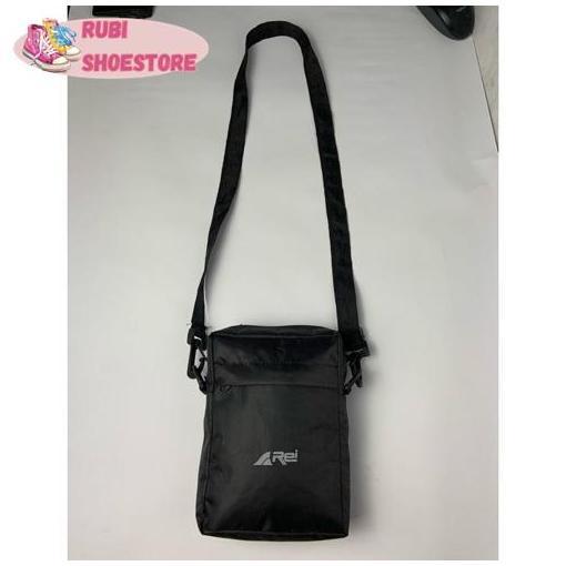Tas Selempang Slingbag Crossbody Bag Plain Pria [Rubi Shoestore]
