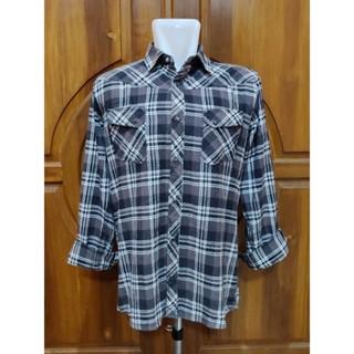 Kemeja Flanel Gilevans Original Second Size XL