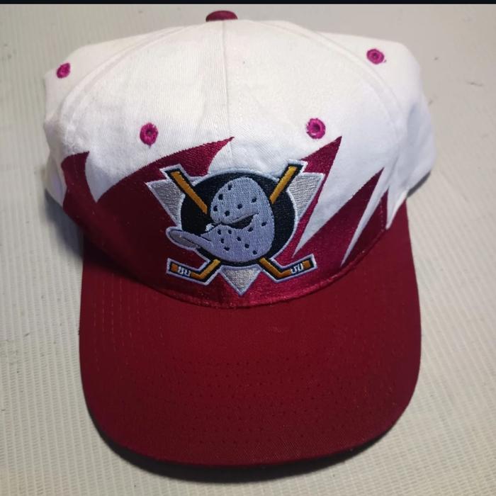 topi mighty duck sharktooth