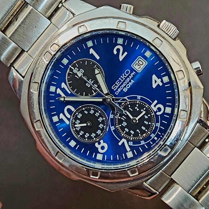 Jam tangan Seiko Chronograph 7T92-0CA0 Blue Dial